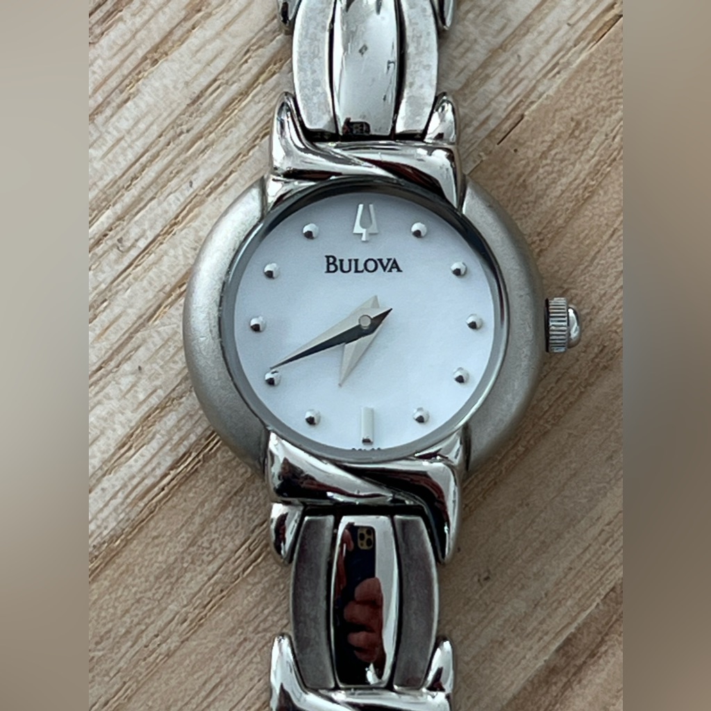 Bulova Ladies Watch Round Pearl Dial Stainless Weave Bracelet 96l90